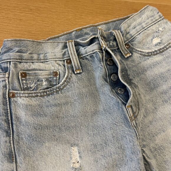 Women's Levi's Size 25 Distressed 501 Straight Leg Jeans - Picture 4 of 10